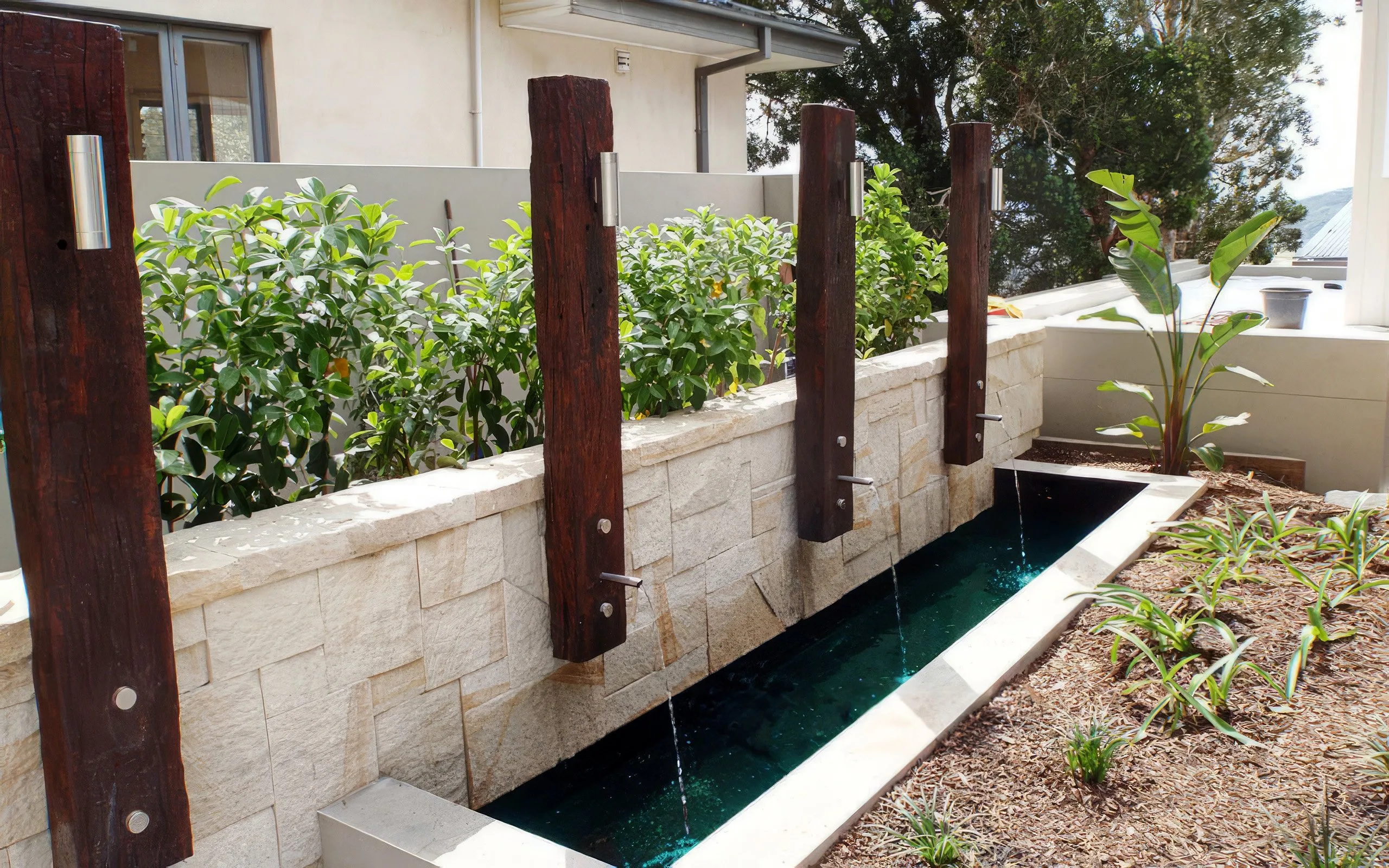 Sandstone Garden Edging, Wall Capping & Pool Coping Supplies